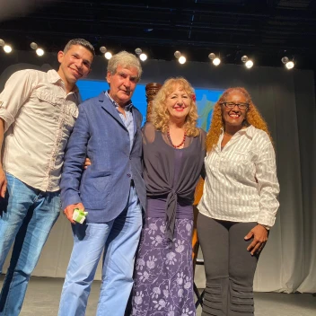 Kobie du Plessis | Professional Harpist & Lessons